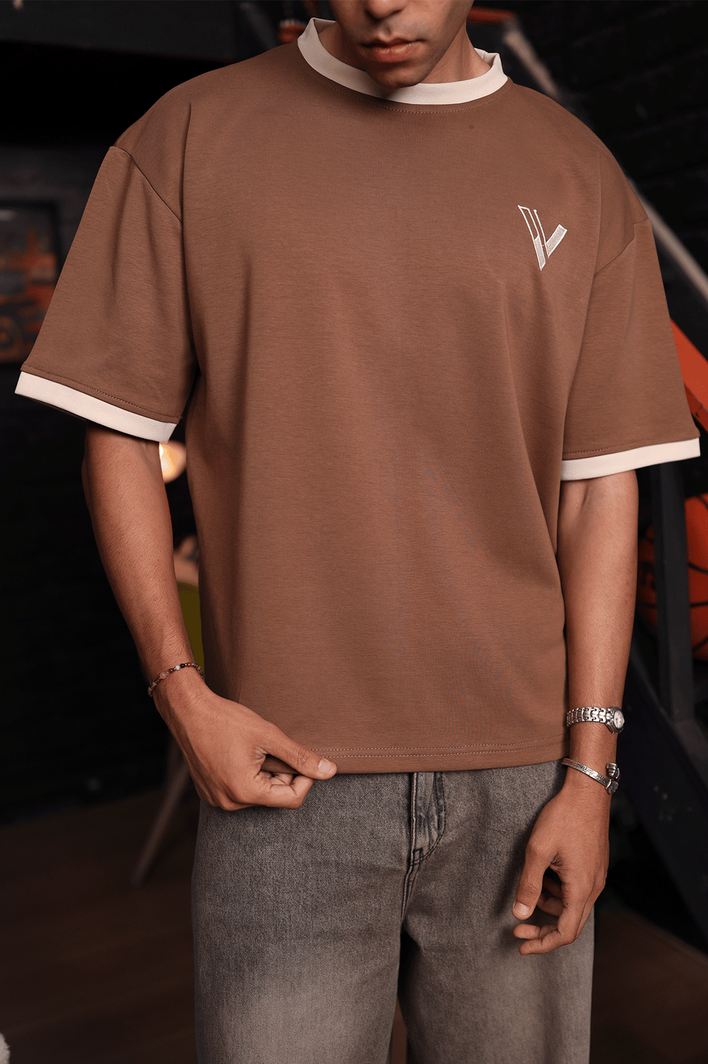 Return - Brown - T-Shirt