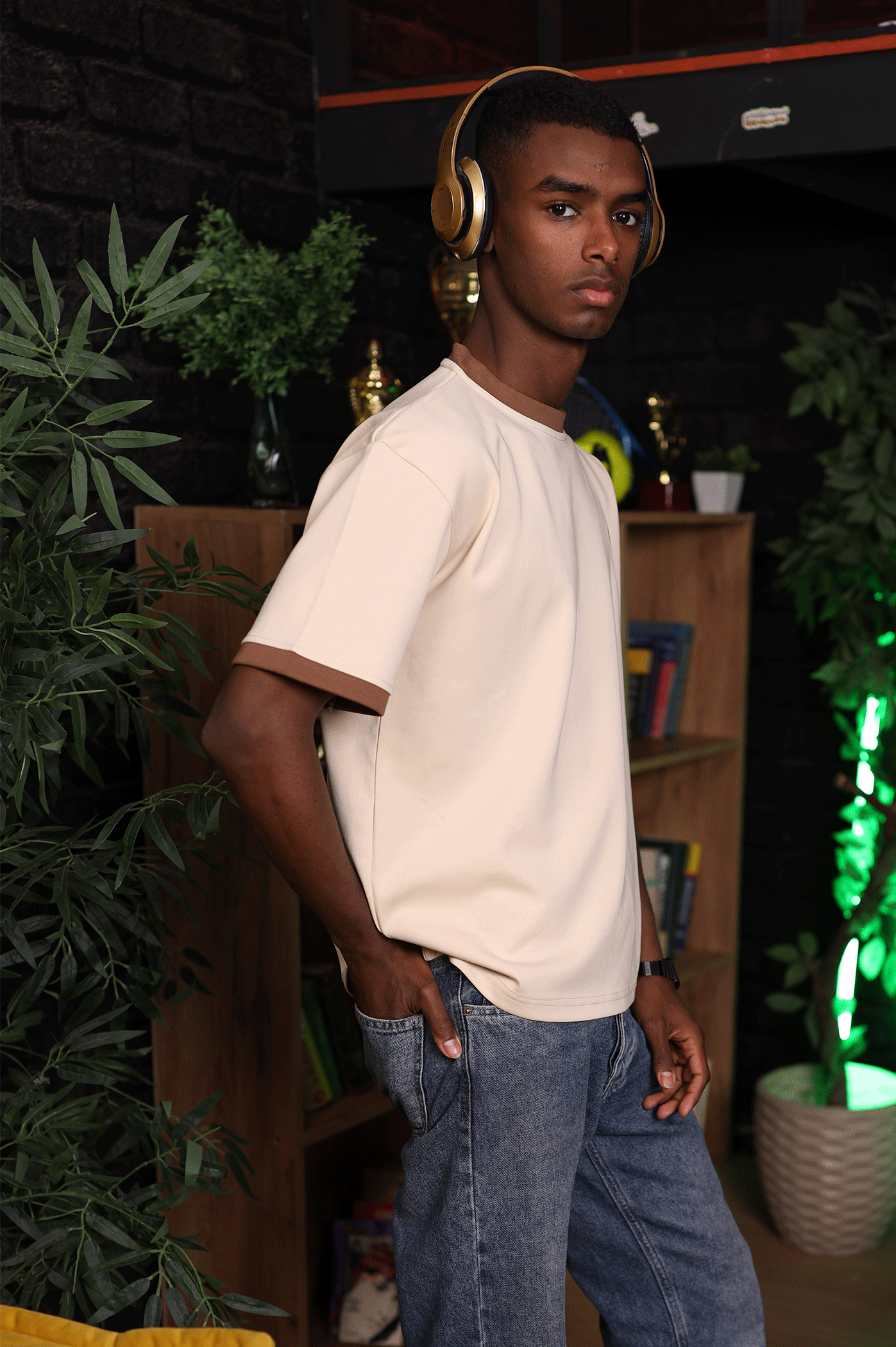 Return - Off White  - T-Shirt