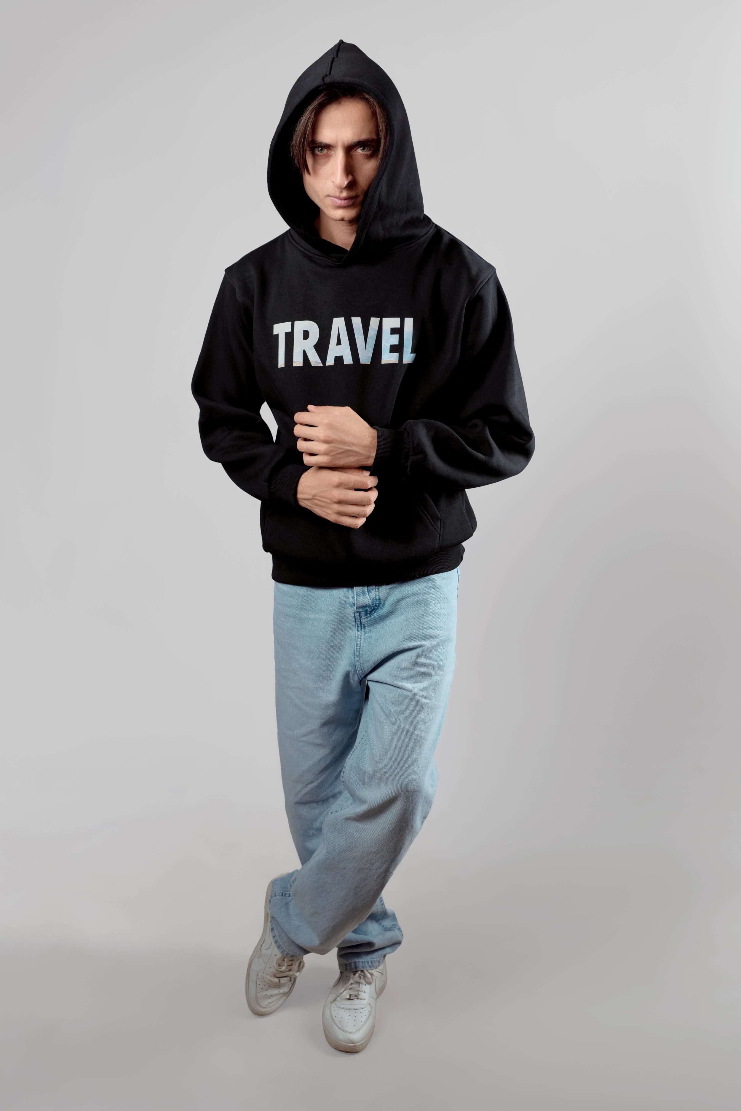 Travel - Black - Box Fit